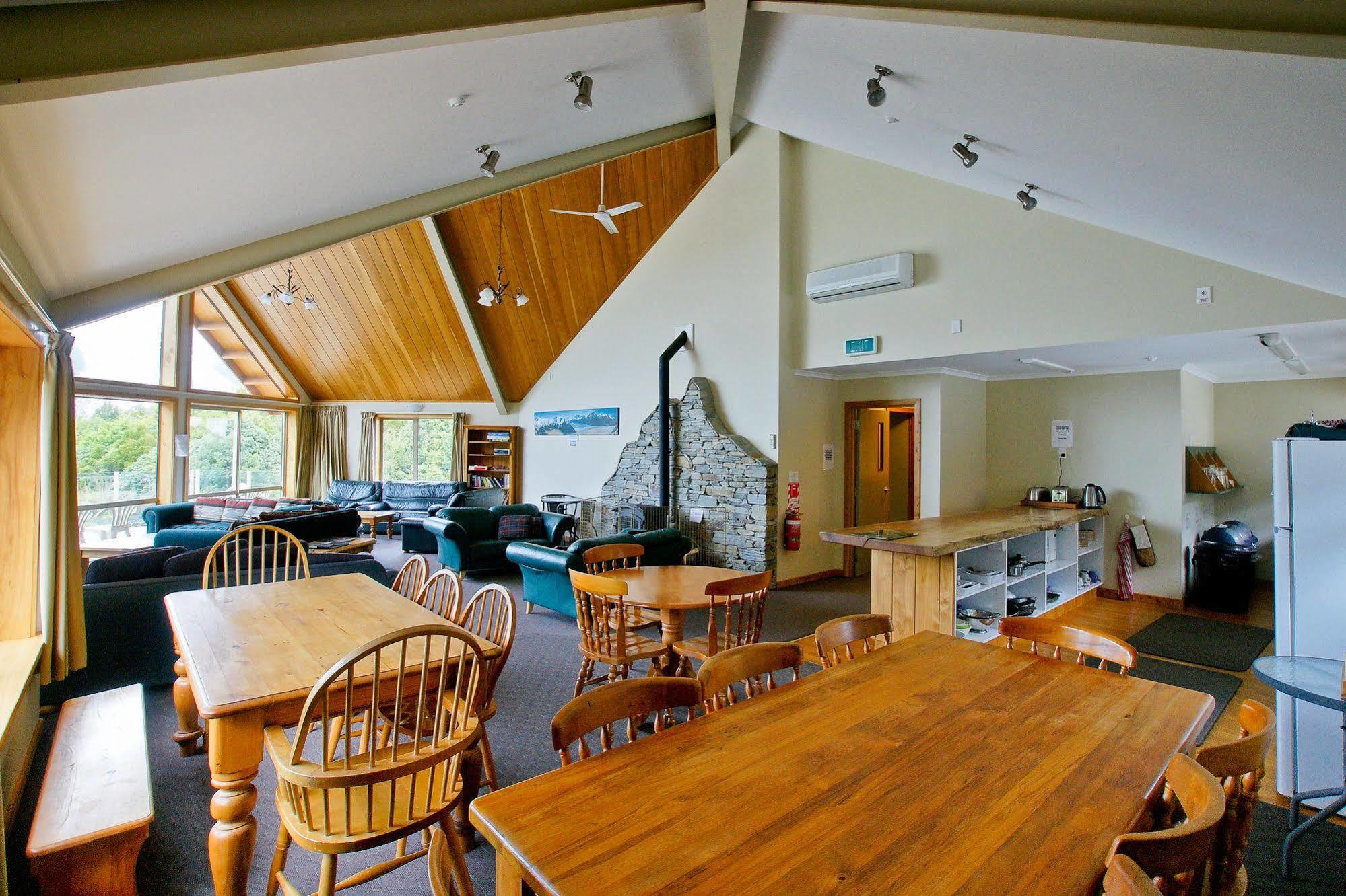 Aoraki Mount Cook Alpine Lodge Exterior foto